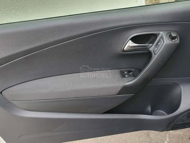 Volkswagen Polo 1.2   TRENDLINE