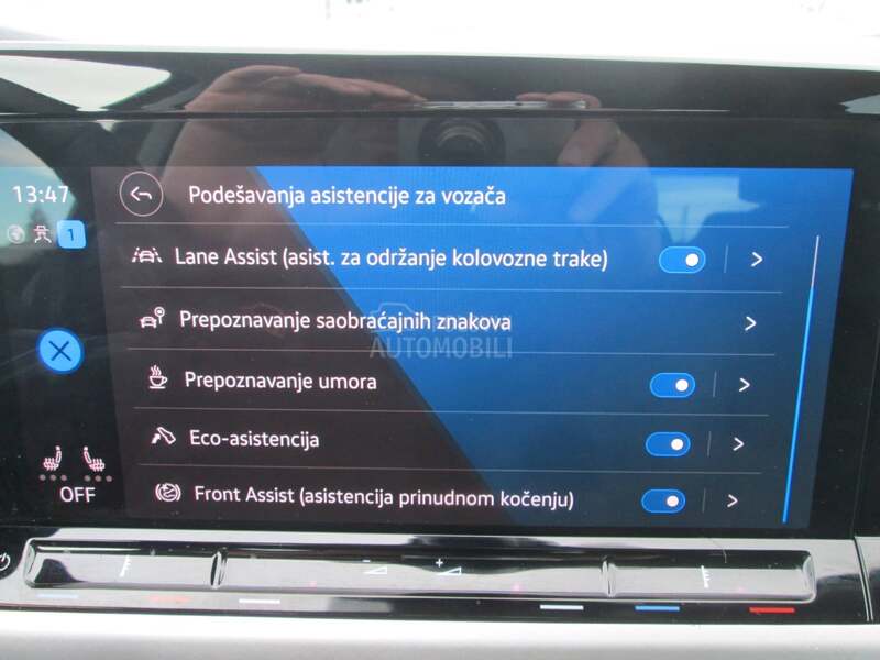 Volkswagen Golf 8 1.5 TSI LIFE