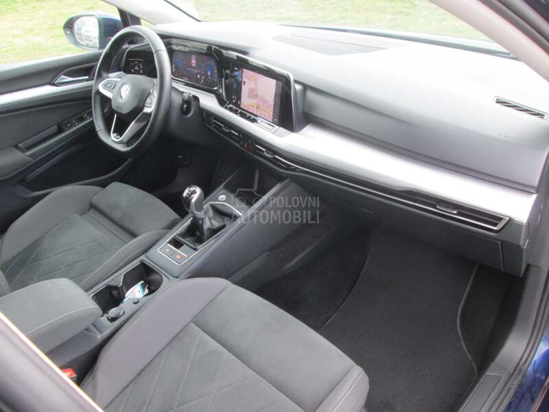 Volkswagen Golf 8 1.5 TSI LIFE