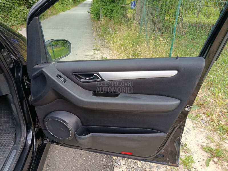 Mercedes Benz B 150 1498