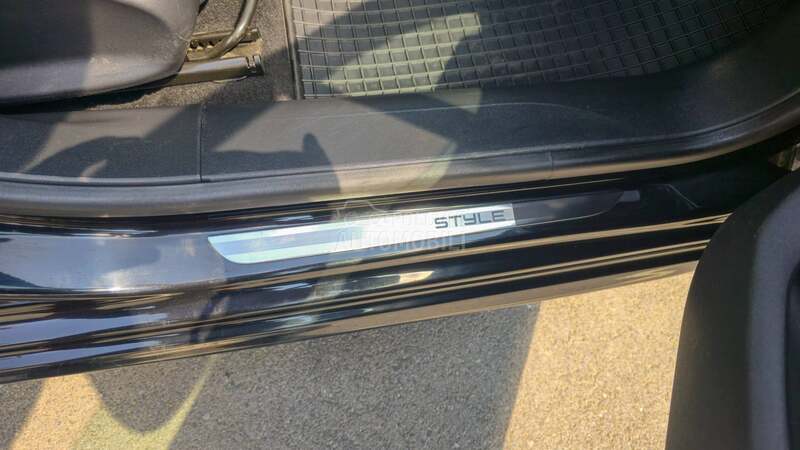 Peugeot 208 Style