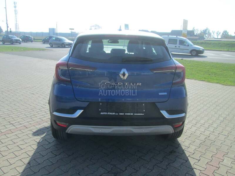 Renault Captur 1.6 E-TECH plug in