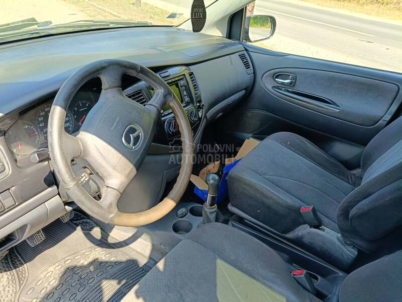 Mazda MPV 