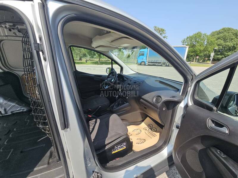 Ford Transit Courier Transit Courier