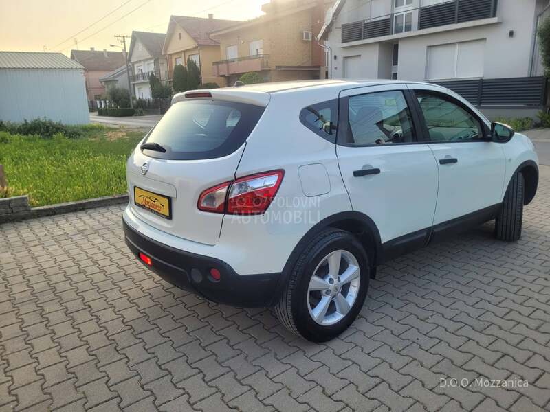 Nissan Qashqai 1.6B