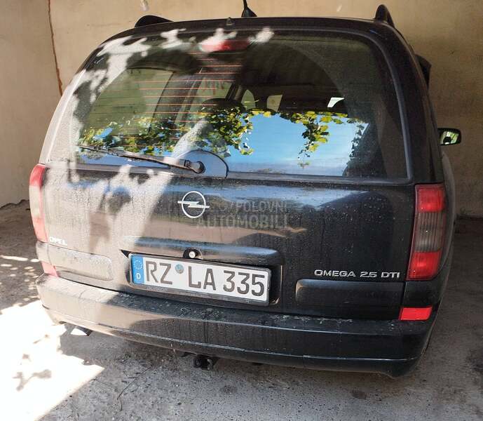 Opel Omega 2.5DTI