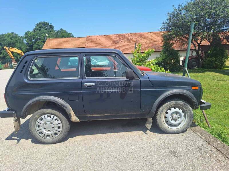 Lada Niva 1.7