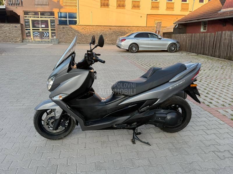 Suzuki Burgman