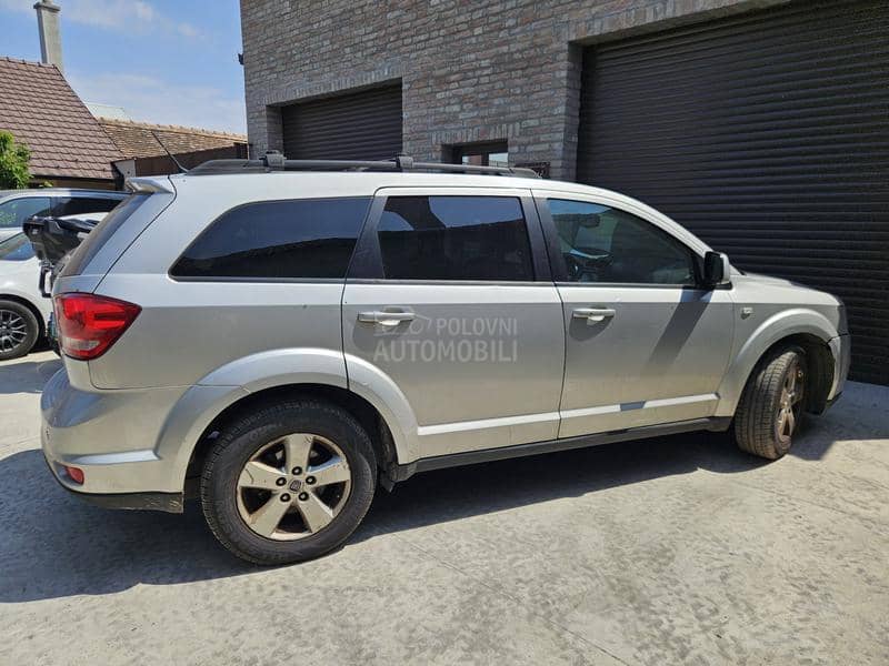 Fiat Freemont -  kompletan auto u delovima