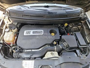 Fiat Freemont -  kompletan auto u delovima