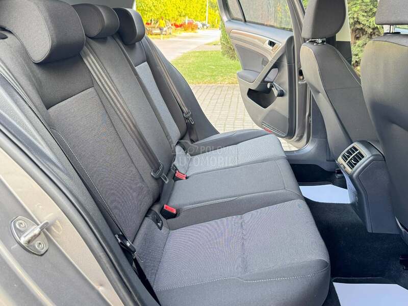 Volkswagen Golf 7 1.6TDI 77 NAV/ACC