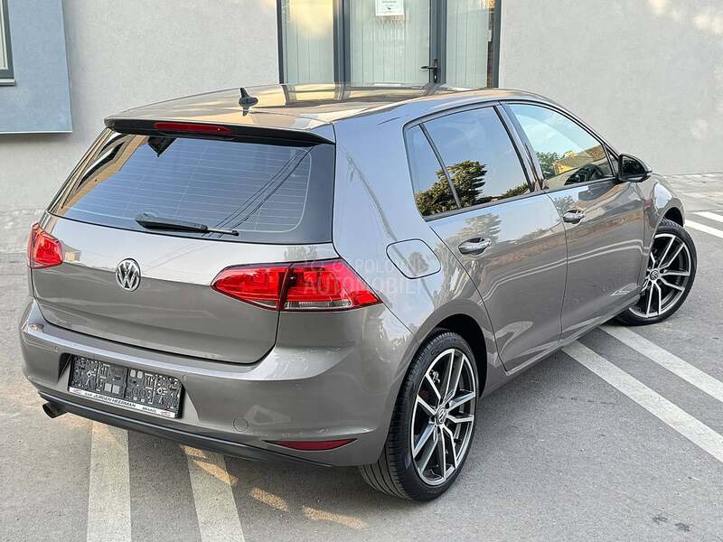 Volkswagen Golf 7 1.6TDI 77 NAV/ACC