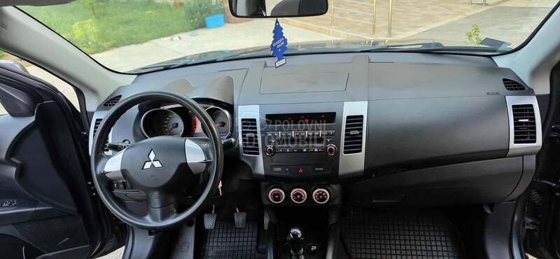 Mitsubishi Outlander 2.0  tdi  4x4