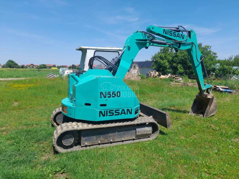 Nissan N 550