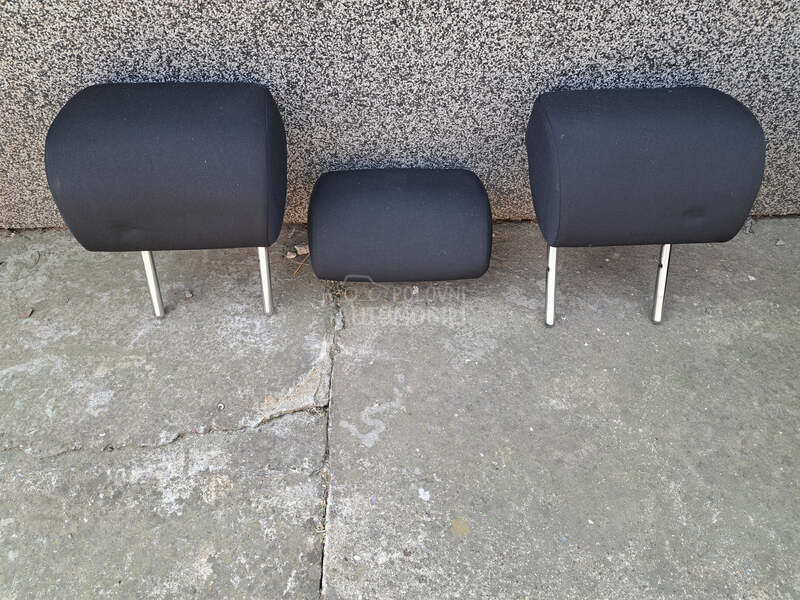 Nasloni za glavu
