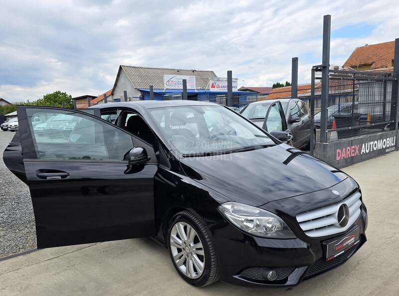 Mercedes Benz B 180 1.5 DCI N.A.V.I