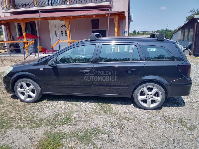 Opel Astra H 1,6 8v