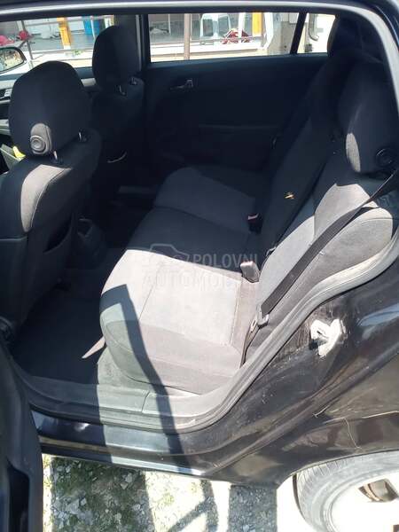 Opel Astra H 1,6 8v