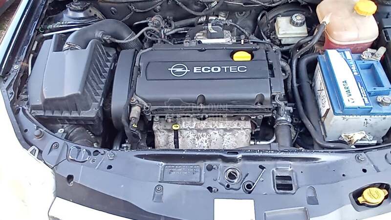 Opel Astra H 1,6 8v