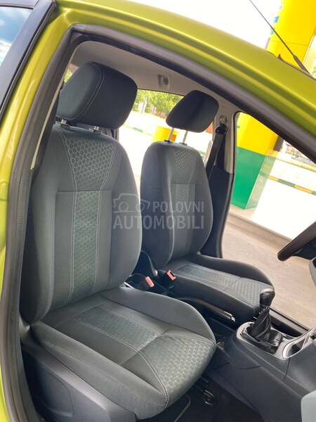 Ford Fiesta TITANIUM.SWIS.NOVA