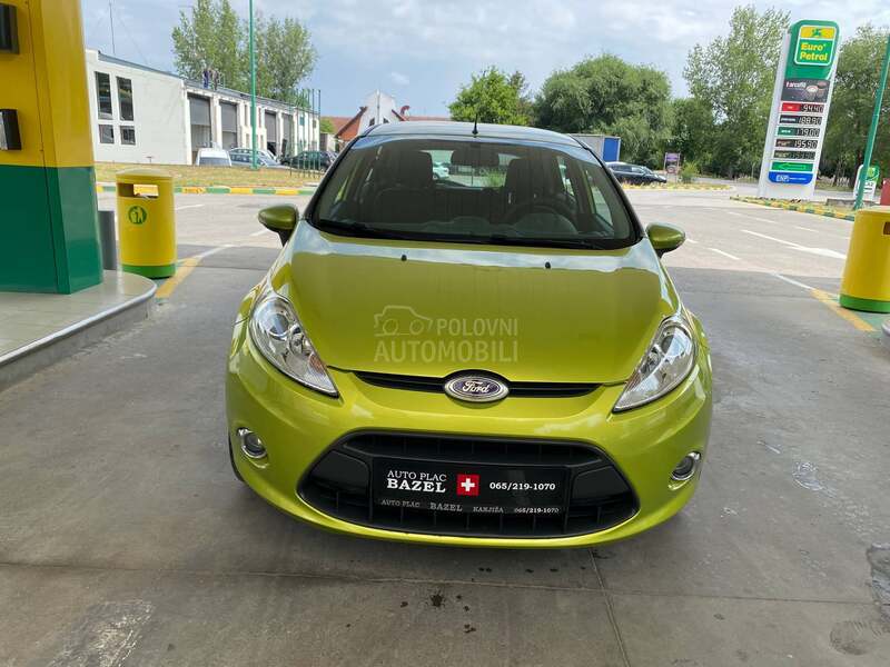 Ford Fiesta TITANIUM.SWIS.NOVA