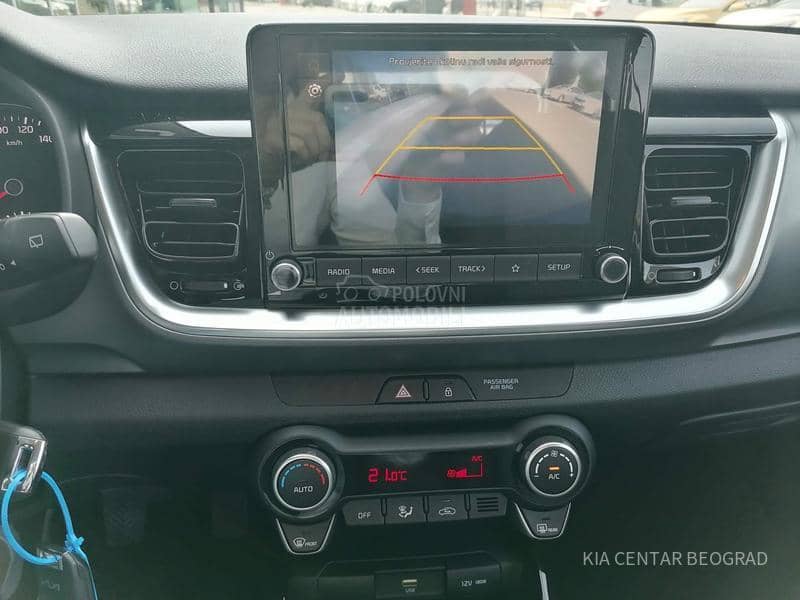 Kia Stonic 1.2 LX URBAN M/T