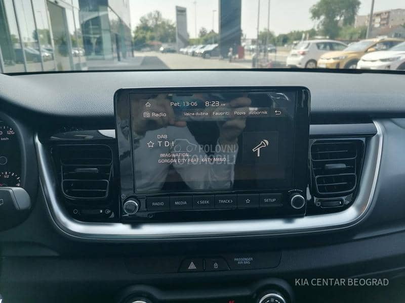 Kia Stonic 1.2 LX URBAN M/T