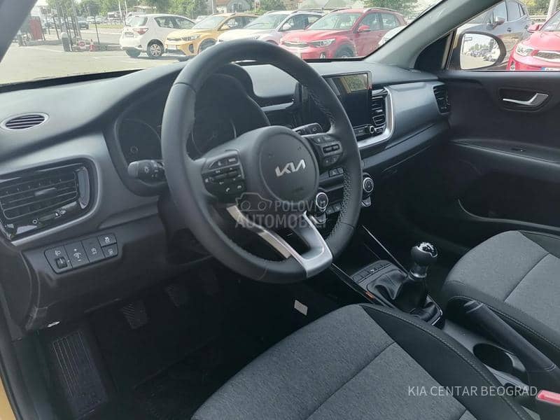 Kia Stonic 1.2 LX URBAN M/T