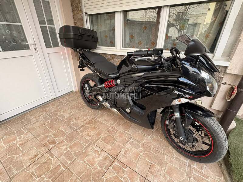 Kawasaki Er6f