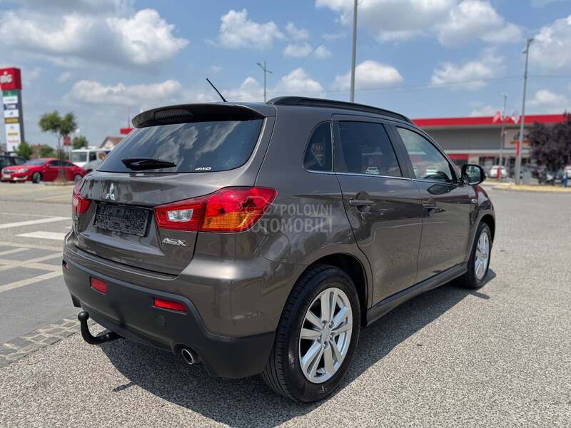 Mitsubishi ASX 4x4 NAVGATOR