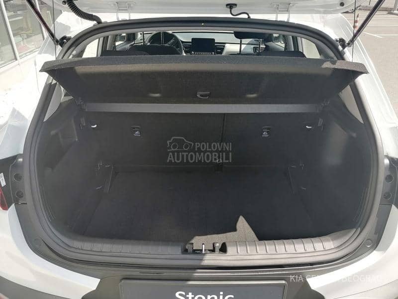 Kia Stonic 1.2 LX URBAN M/T