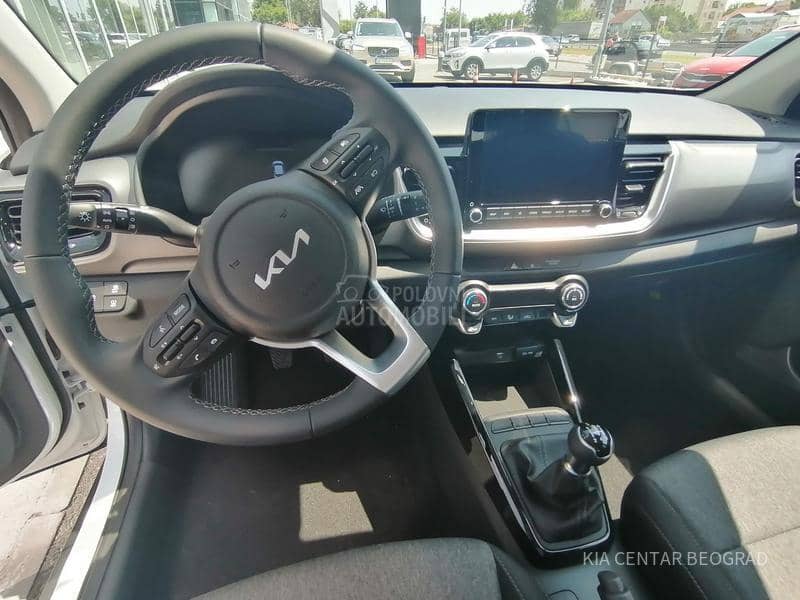 Kia Stonic 1.2 LX URBAN M/T