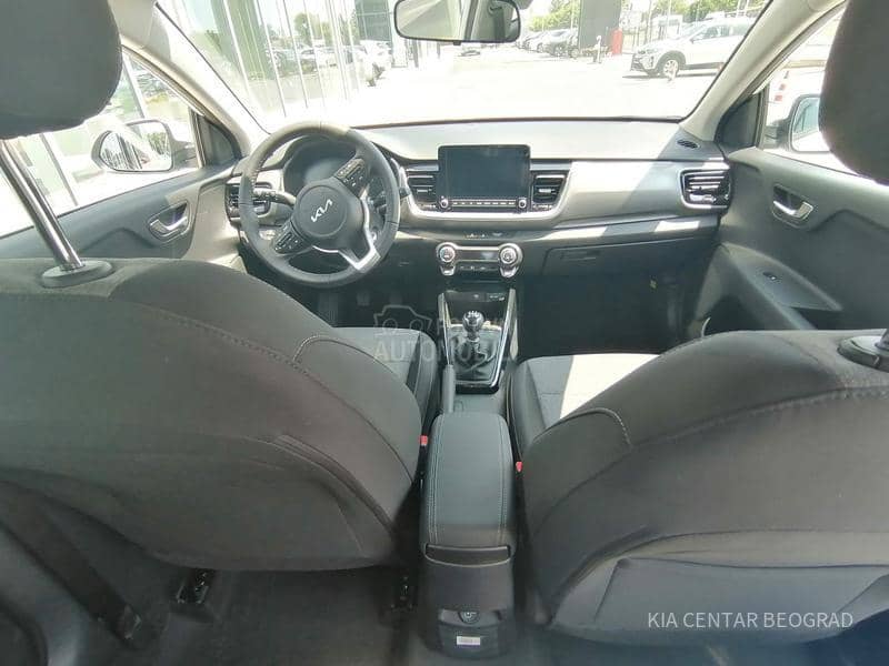 Kia Stonic 1.2 LX URBAN M/T