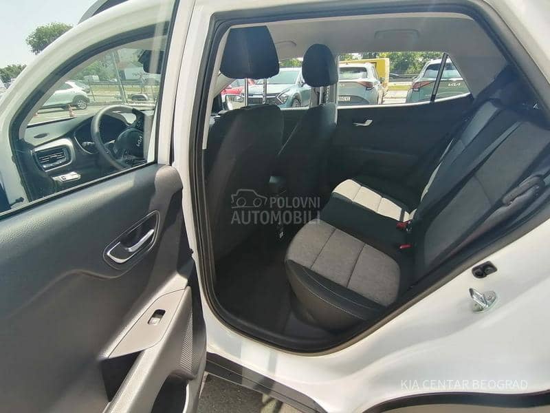 Kia Stonic 1.2 LX URBAN M/T