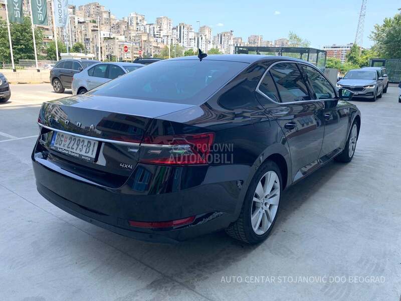 Škoda Superb 2.0TDI 4X4 DSG STYLE