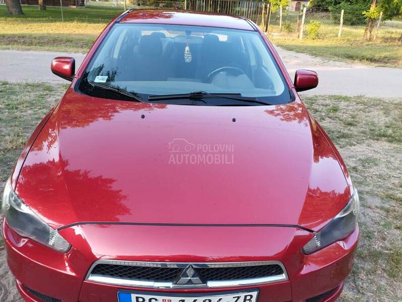 Mitsubishi Lancer 