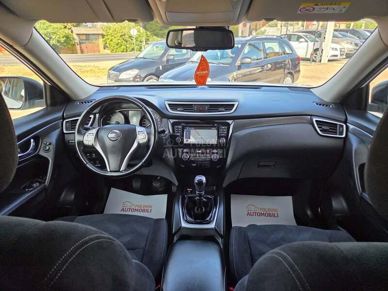 Nissan X-Trail TEKNA/360/LED/NAV