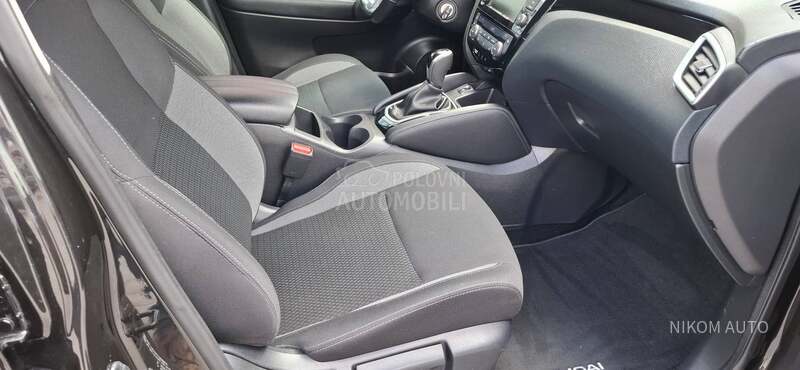 Nissan Qashqai 1.5dCi AT BUSINESS