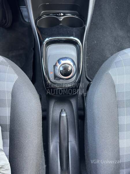 Peugeot 108 VTi 72 Matik