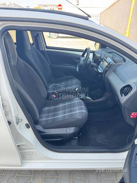 Peugeot 108 VTi 72 Matik