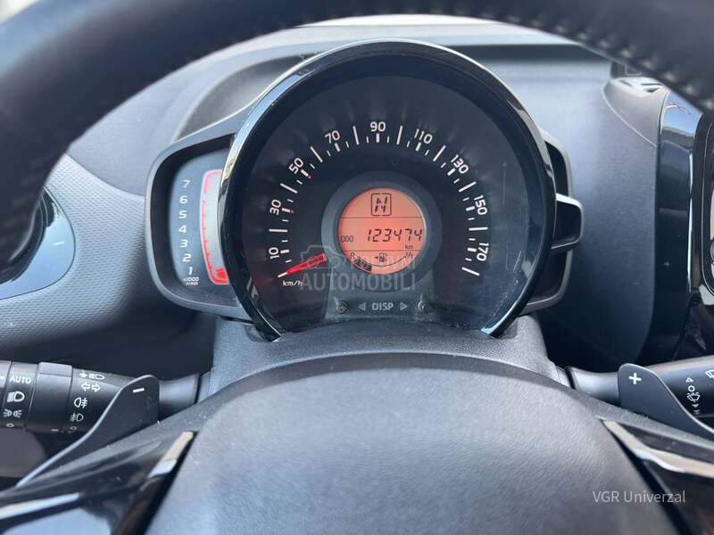 Peugeot 108 VTi 72 Matik