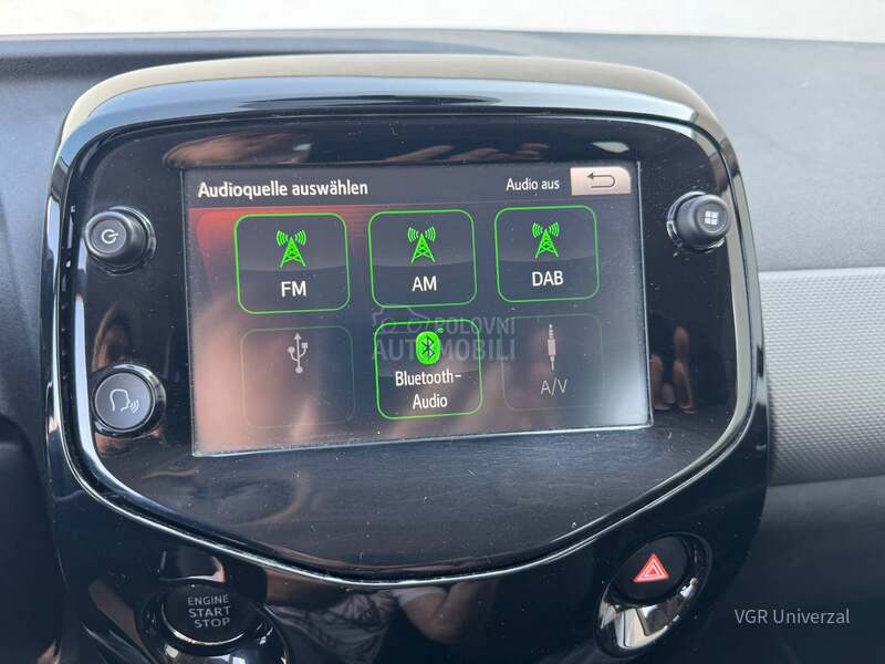 Peugeot 108 VTi 72 Matik