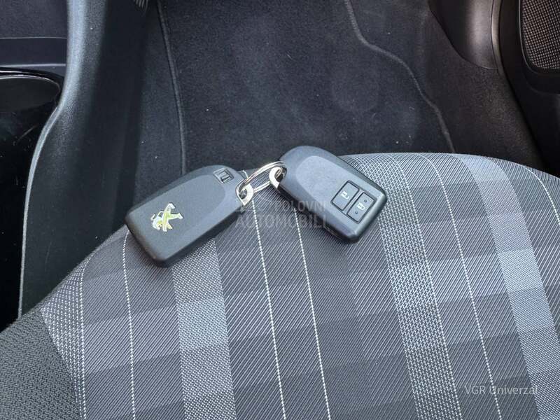 Peugeot 108 VTi 72 Matik