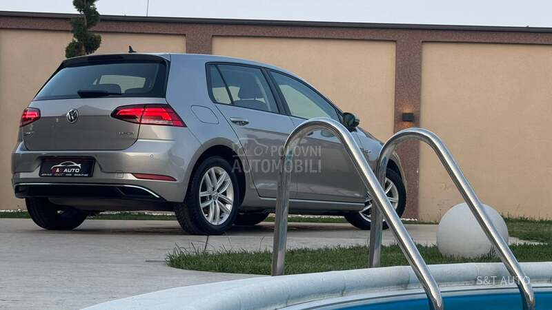 Volkswagen Golf 7 1.5 TGI/DSG/F.U.L