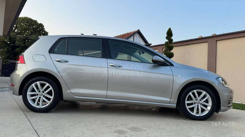 Volkswagen Golf 7 1.5 TGI/DSG/F.U.L