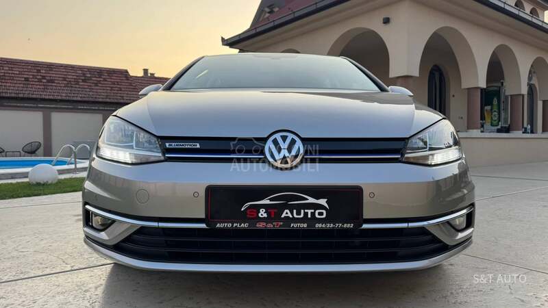 Volkswagen Golf 7 1.5 TGI/DSG/F.U.L