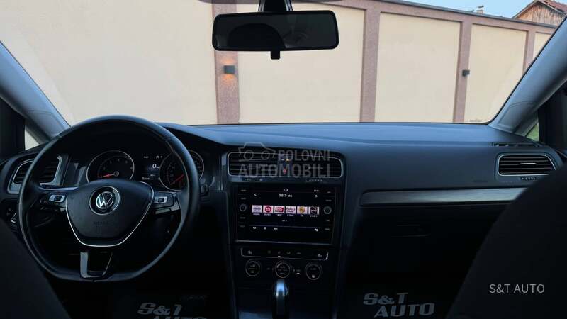 Volkswagen Golf 7 1.5 TGI/DSG/F.U.L