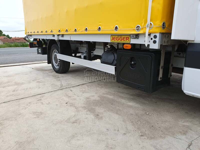 Mercedes Benz Sprinter RAMPA 316ROL CERADA NOV