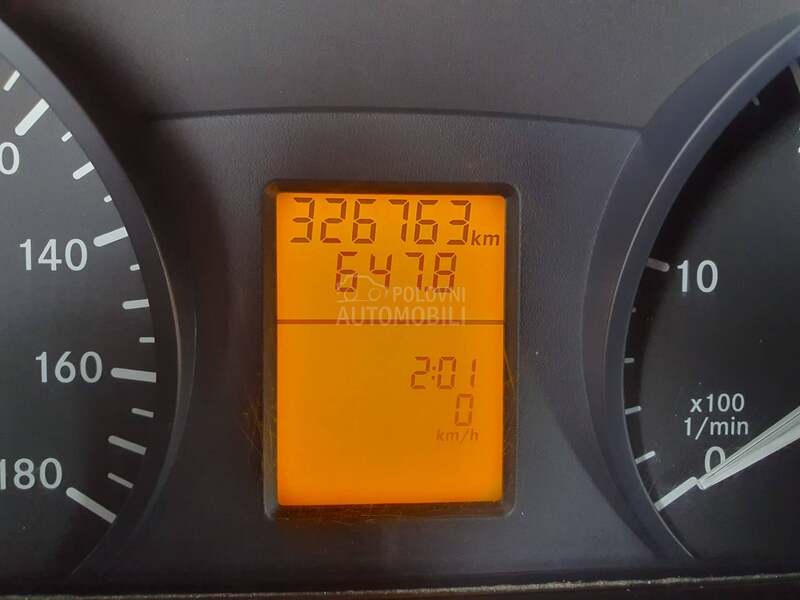 Mercedes Benz Sprinter RAMPA 316ROL CERADA NOV