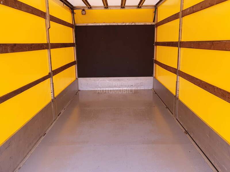 Mercedes Benz Sprinter RAMPA 316ROL CERADA NOV